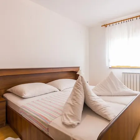 Guest house And Michaela 3*